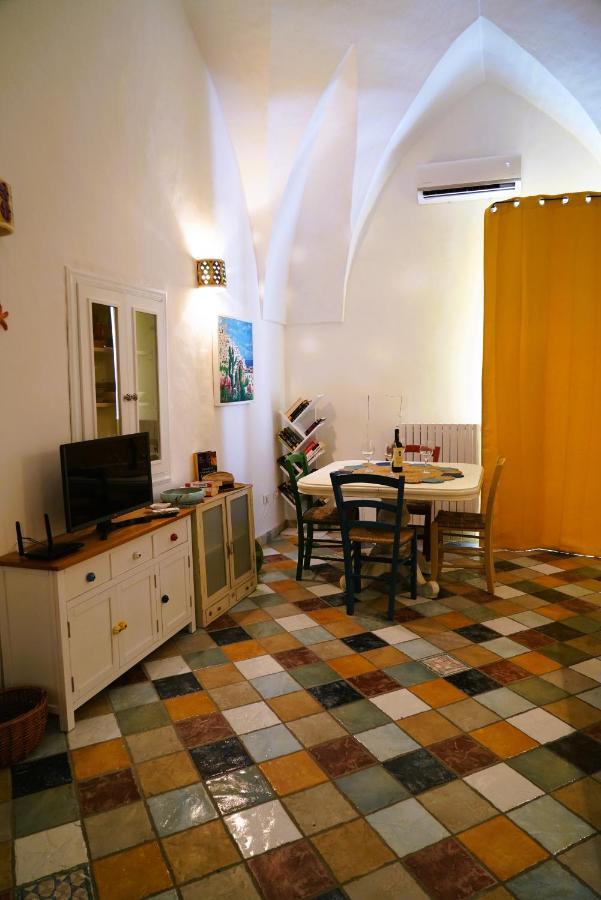 Domus Magistri - A Pochi Passi Dal Centro Storico Villa Ostuni Dış mekan fotoğraf